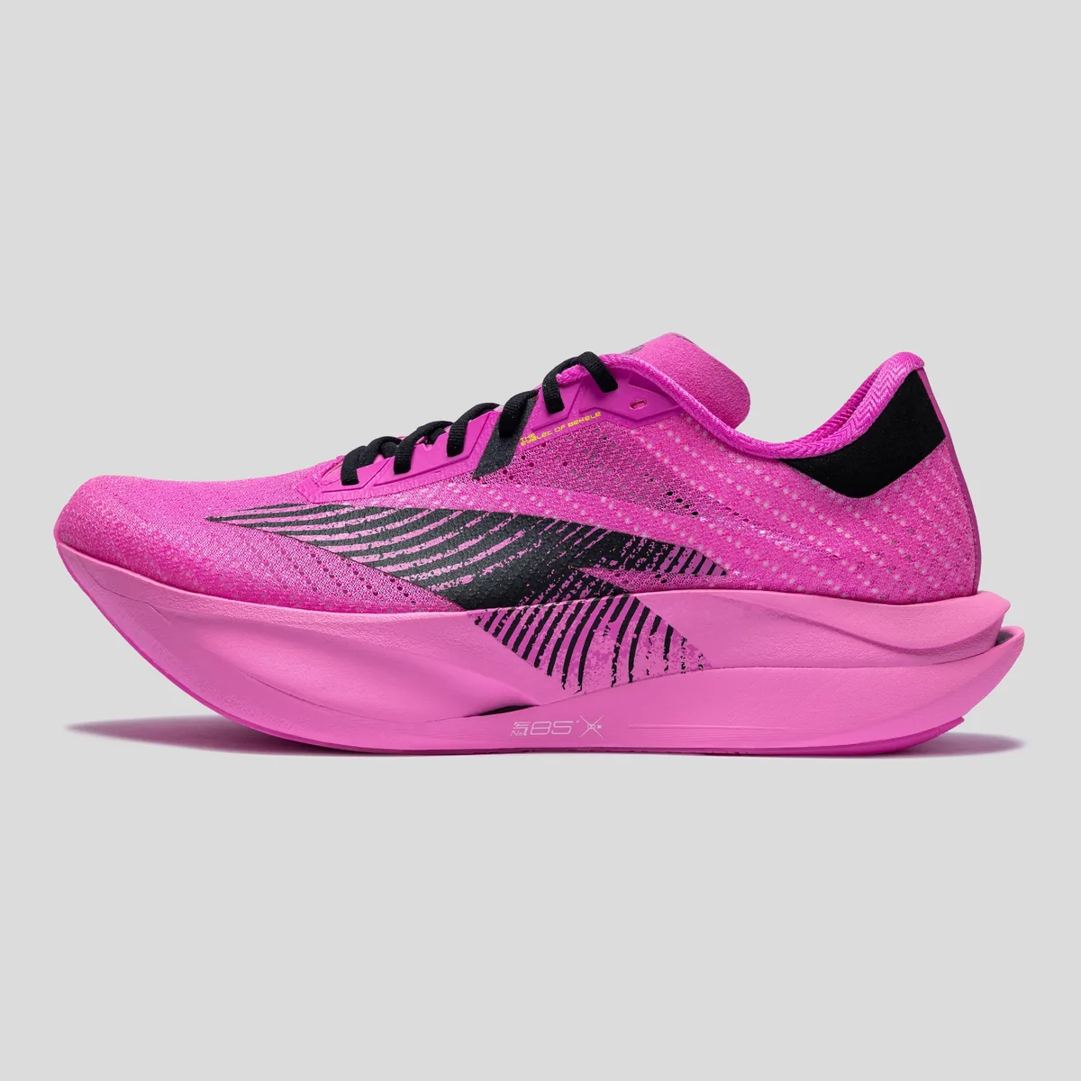 Anta C202 7 running shoe, side view